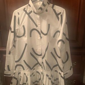 White blouse with black design by Uchuu ; Size 1 (size 06-small)